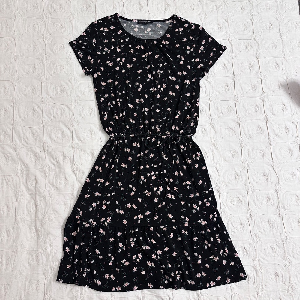 Banana Republic Factory Black floral print dress size S